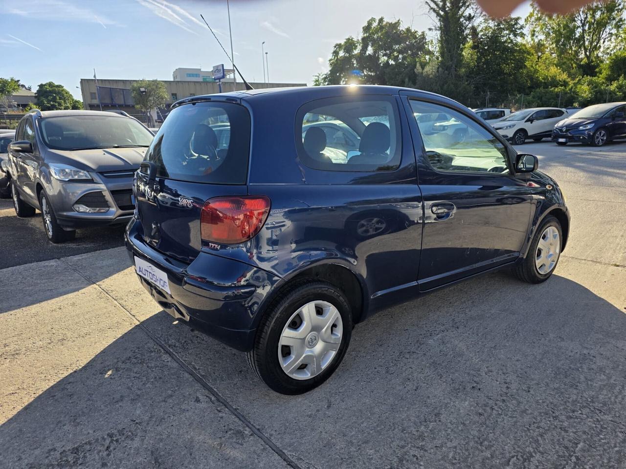 Toyota Yaris 1.0i 16V cat 3 porte Sol