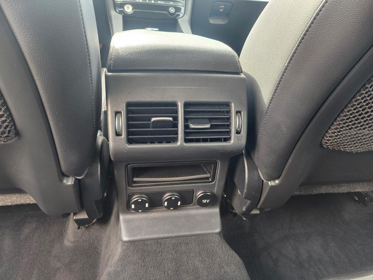 Jaguar F-Pace 2.0 D 180 CV AWD Prestige