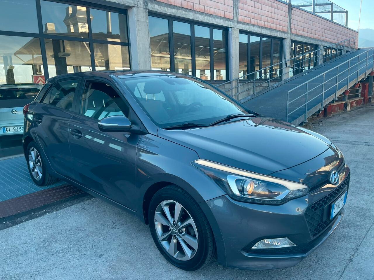 Hyundai i20 1.2 84 CV 5p Style - Neopatentati