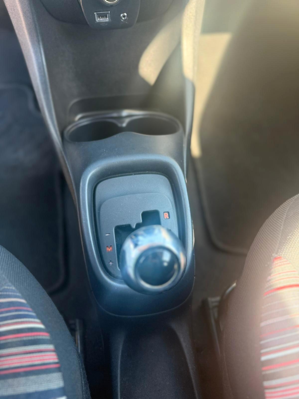 Citroen C1 shine cambio automatico km certificati 2016