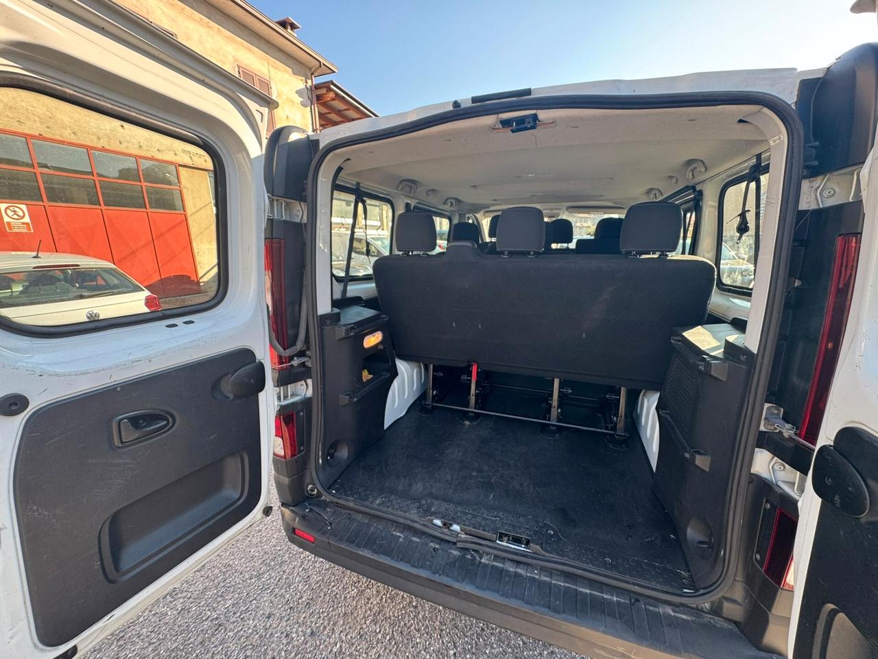 Opel Vivaro 29 1.6 CDTI PC-TN 9 POSTI