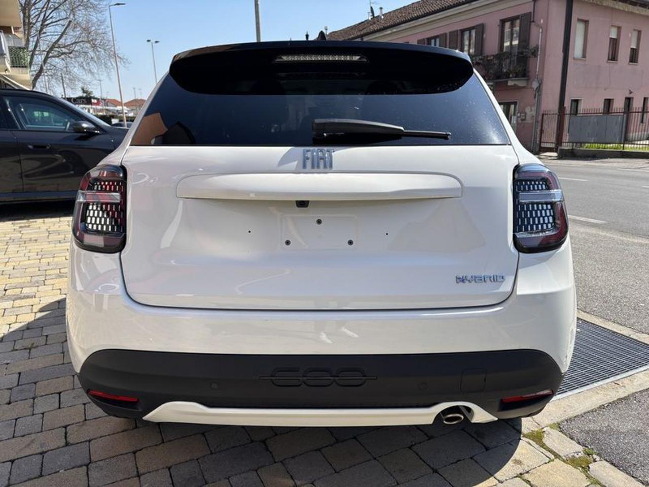 Fiat 600 Hybrid 110 CV DCT MHEV La Prima LED-CAM-18"