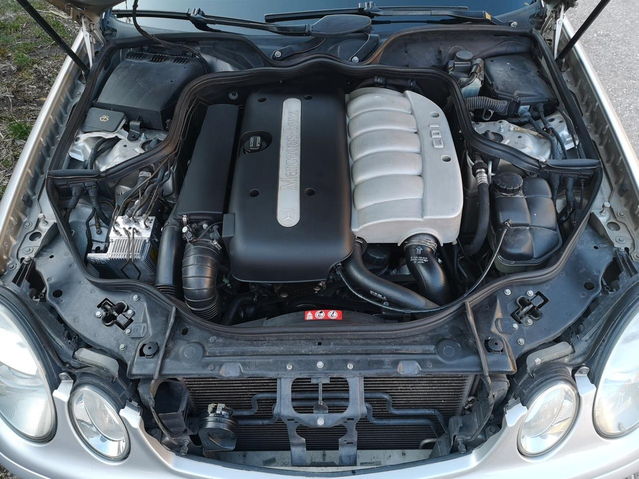 Mercedes-benz E 270 177CV - Da Vetrina