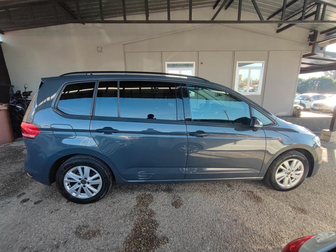 Volkswagen Touran 2.0 TDI 150 CV SCR DSG Business BlueMotion Technology