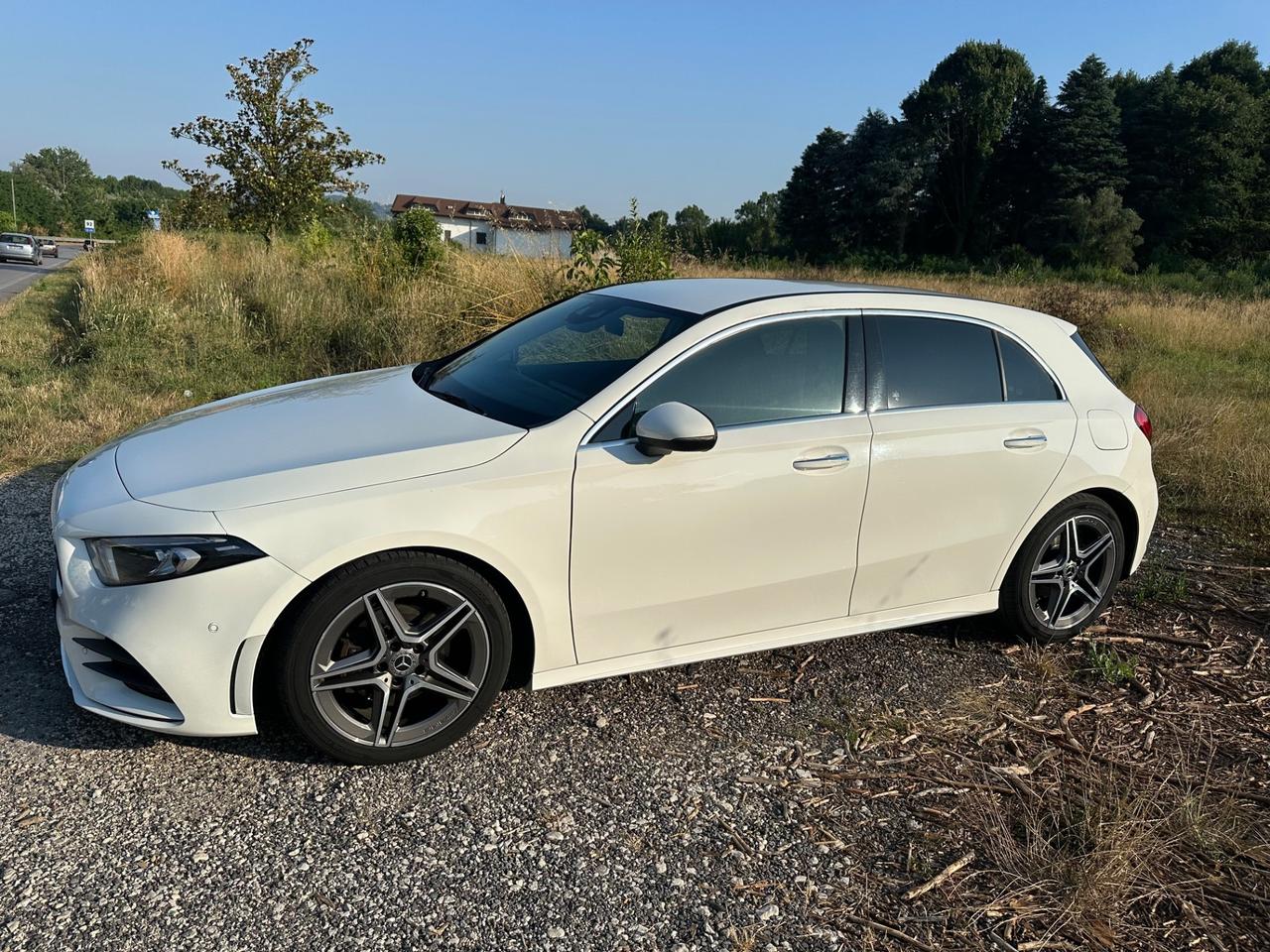 Mercedes-benz A 180 d Amg premium da vetrina