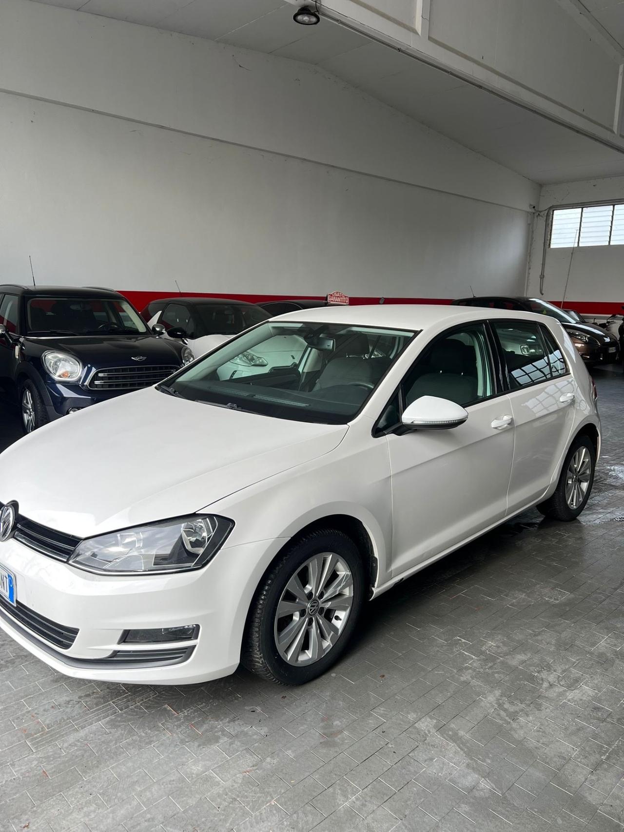 Volkswagen Golf 1.6 TDI DSG 5p. Highline BlueMotion Technology