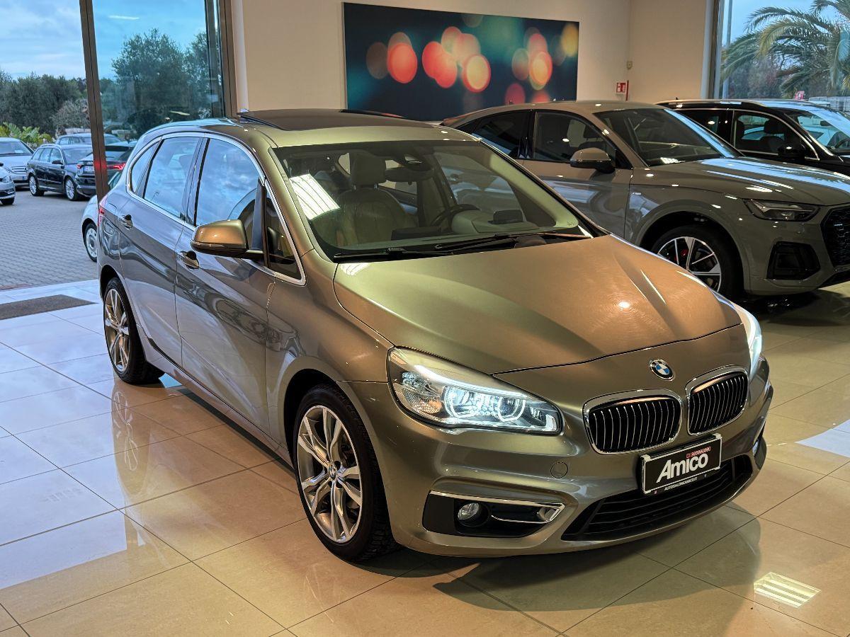BMW Serie 2 218d Active Tourer Luxury Tetto Pelle
