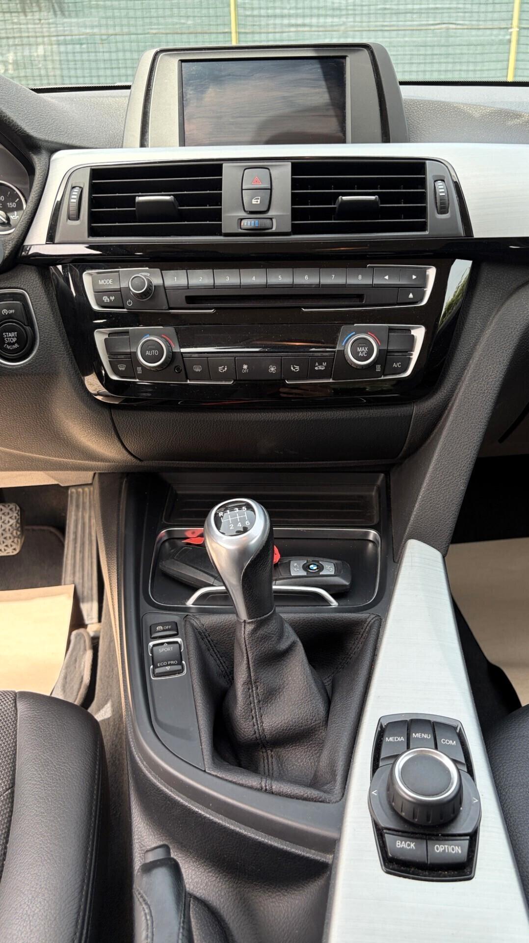 BMW 320D XDRIVE TOURING # 110000 KM.