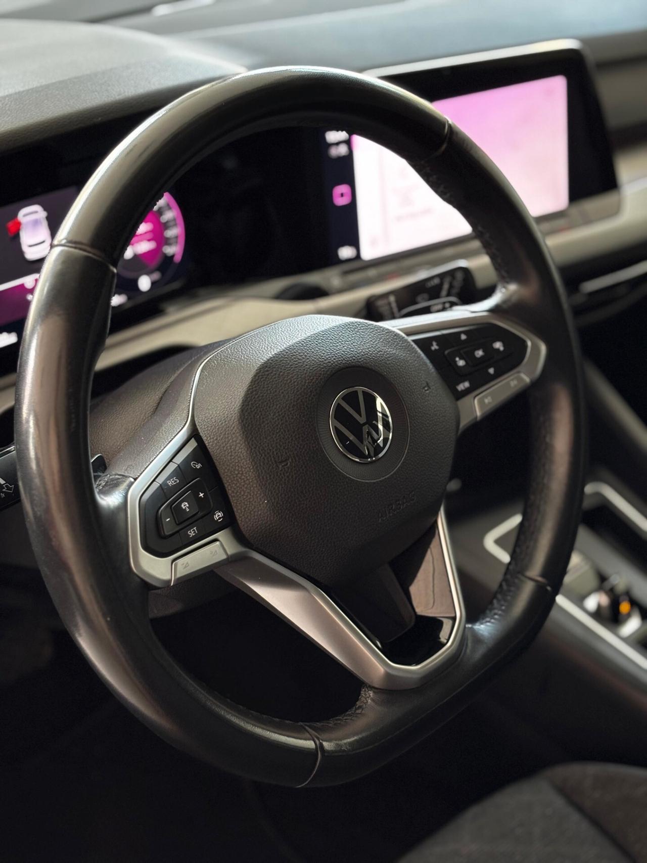 Volkswagen Golf 1.5 TGI DSG Style UNIPROPRIETARIO