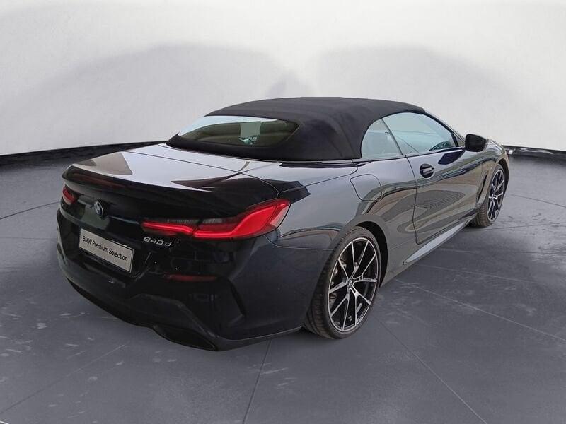 BMW Serie 8 840d Cabrio mhev 48V xdrive auto