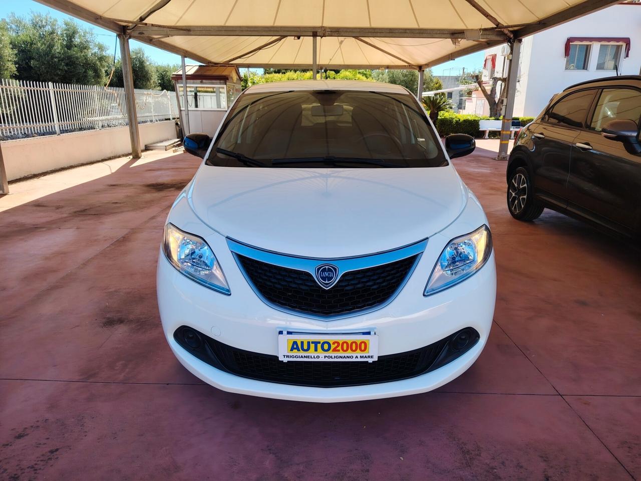 Lancia Ypsilon 1.0 FireFly Hybrid 2023 19.000km
