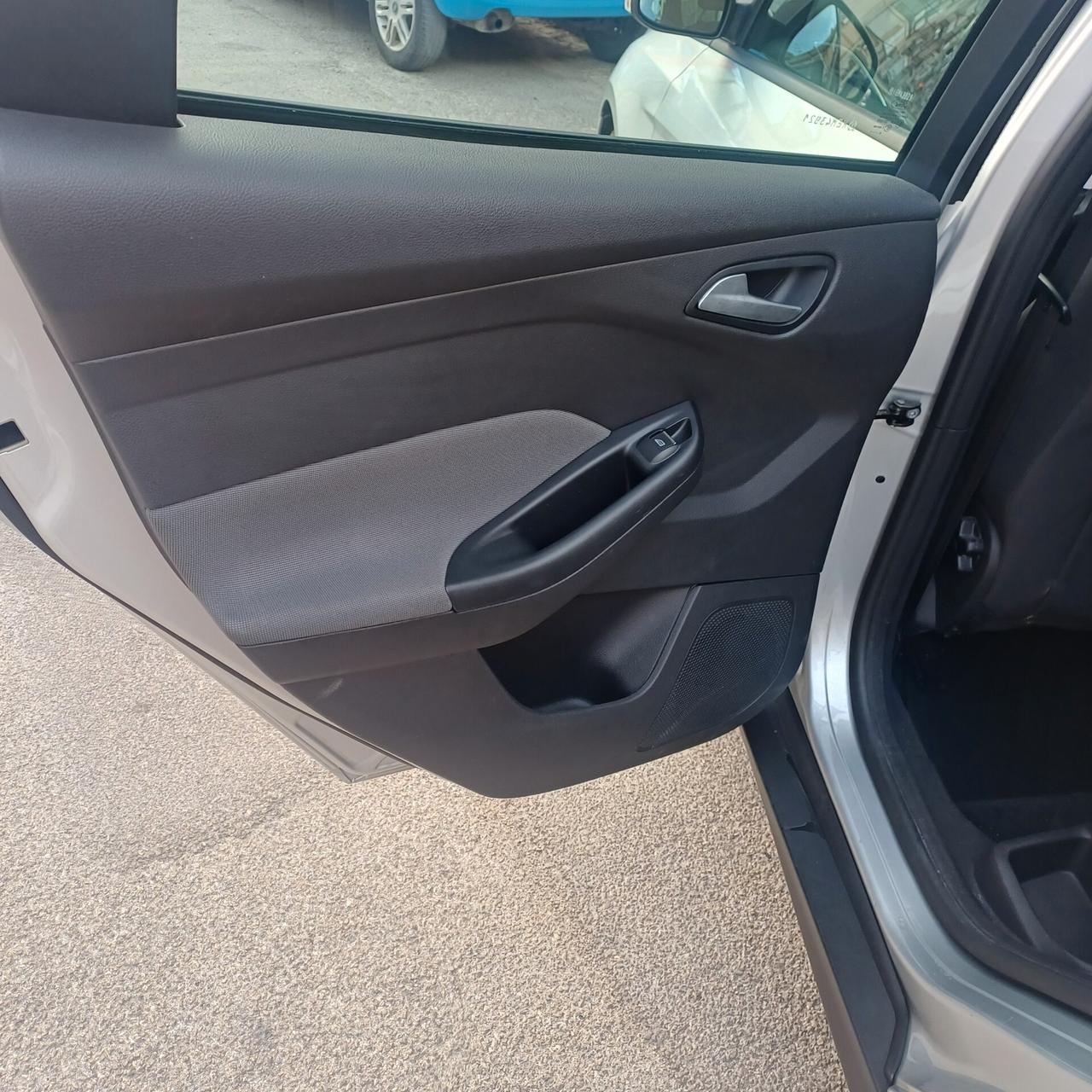 Ford Focus 1.6 TDCi 95 CV