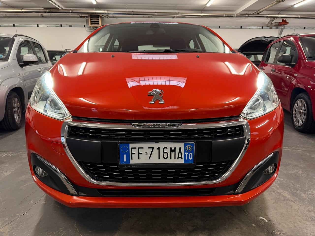 Peugeot 208 PureTech 82 5 porte Allure
