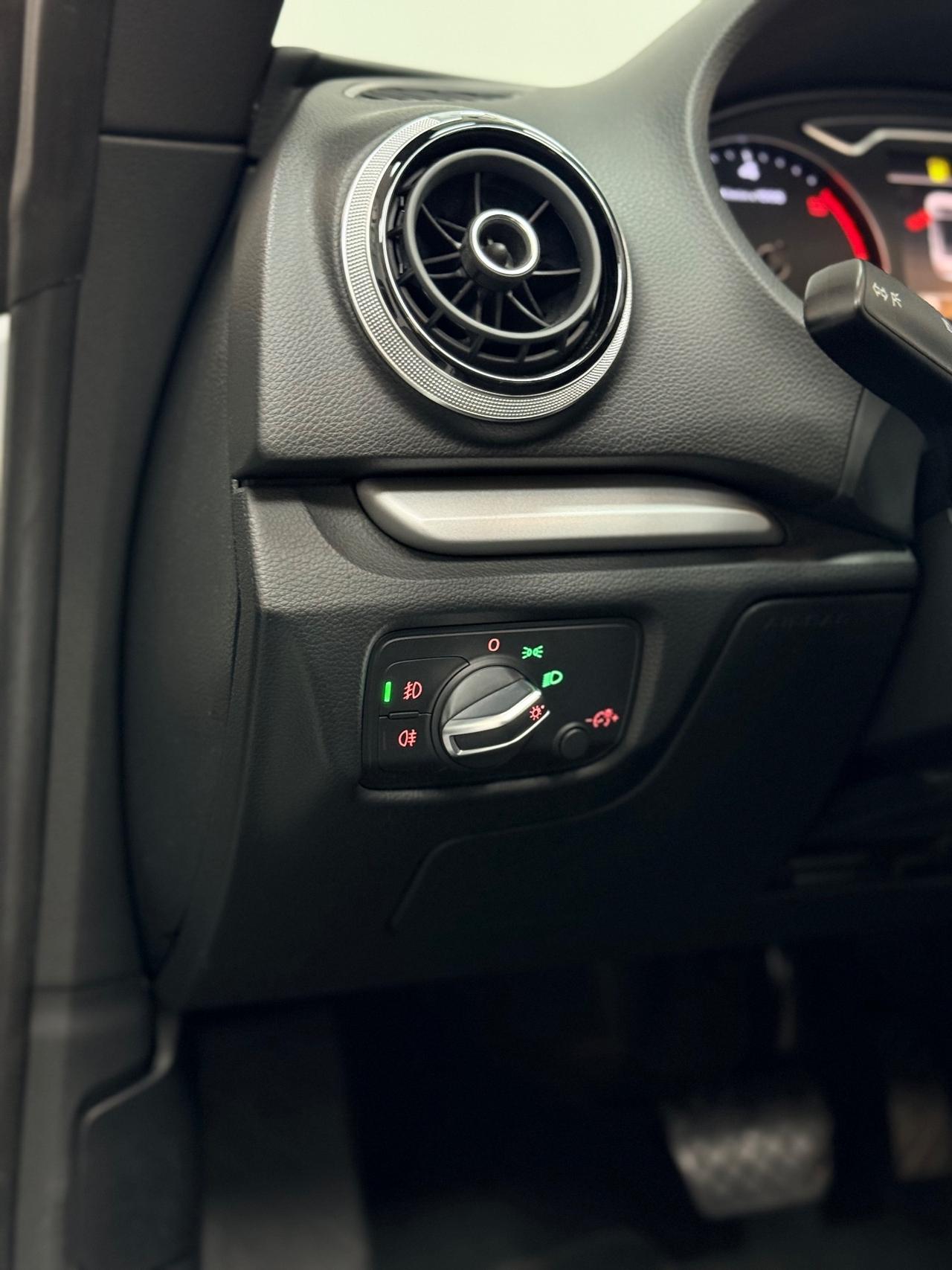 Audi A3 Cabrio 2.0 TDI 150CV S tronic Ambition 09/2015 EURO 6