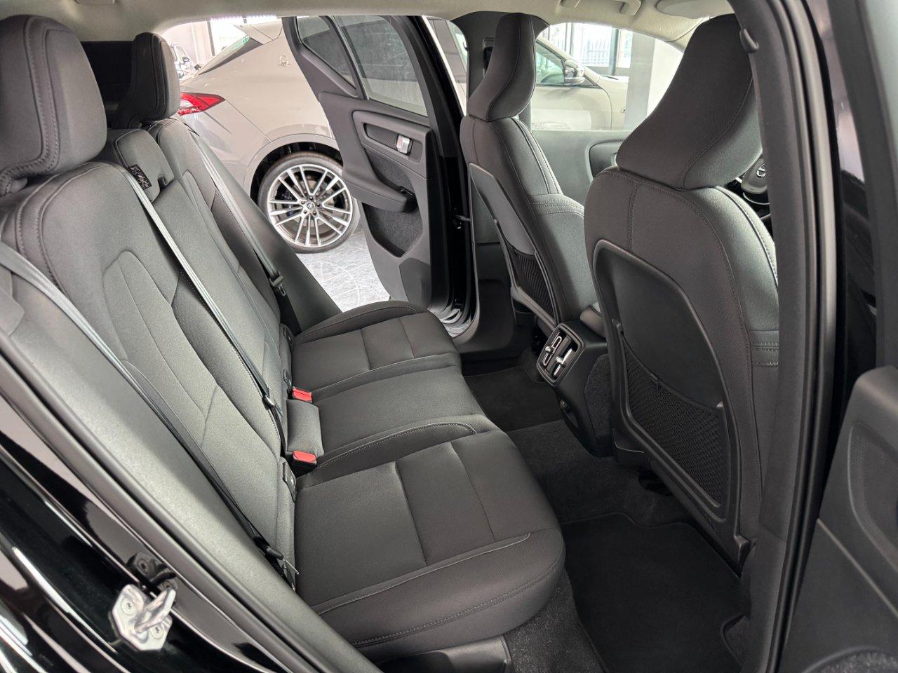 Volvo XC40 1.5 t2 Momentum Uniprop Stupenda