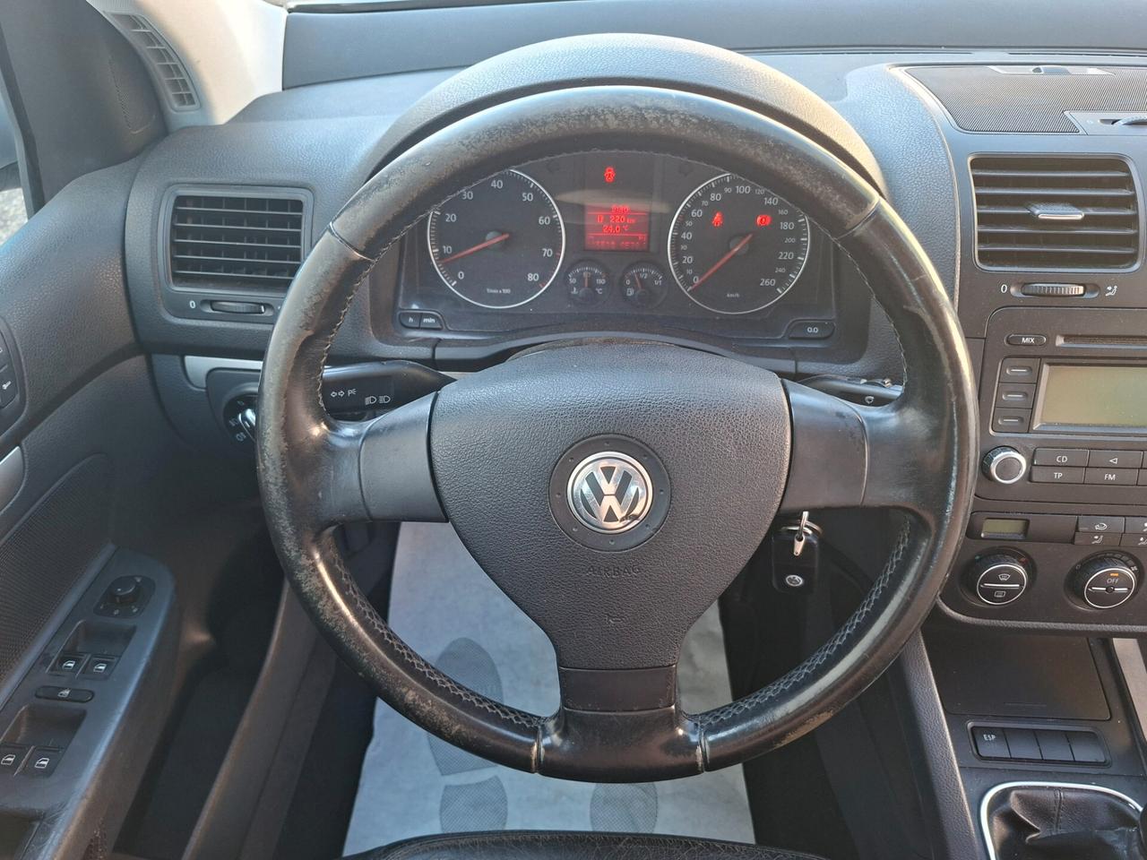 Volkswagen Golf 1.6 16v Sport Edition*NEOPATENTATI*