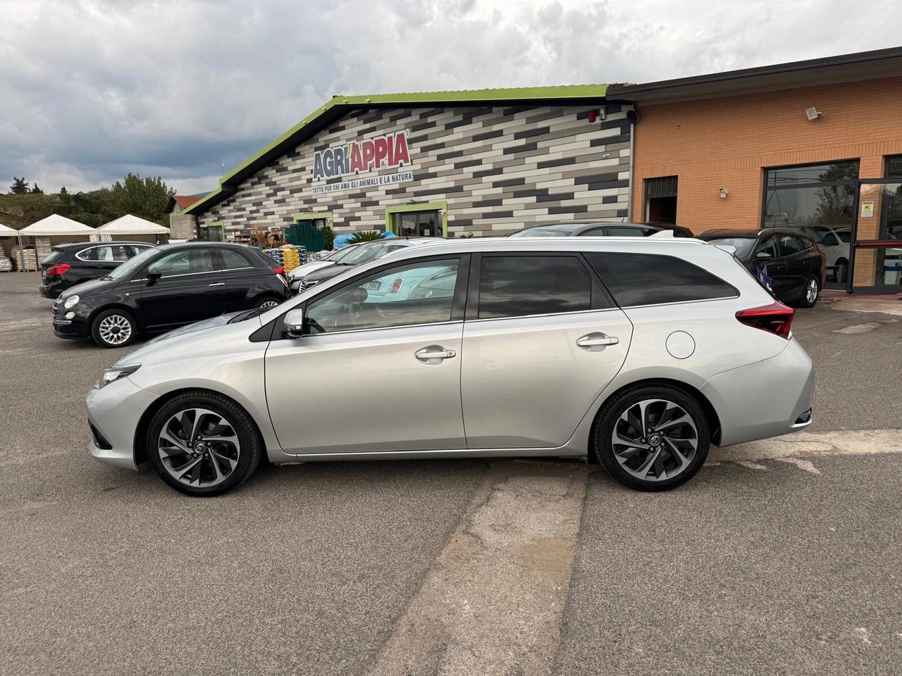 Toyota Auris TOURING SPORTS 1.6 D-4D BUSINESS 2017