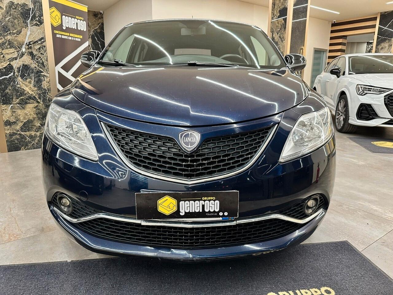 Lancia Ypsilon 1.2 69 CV 5 porte Gold 2016