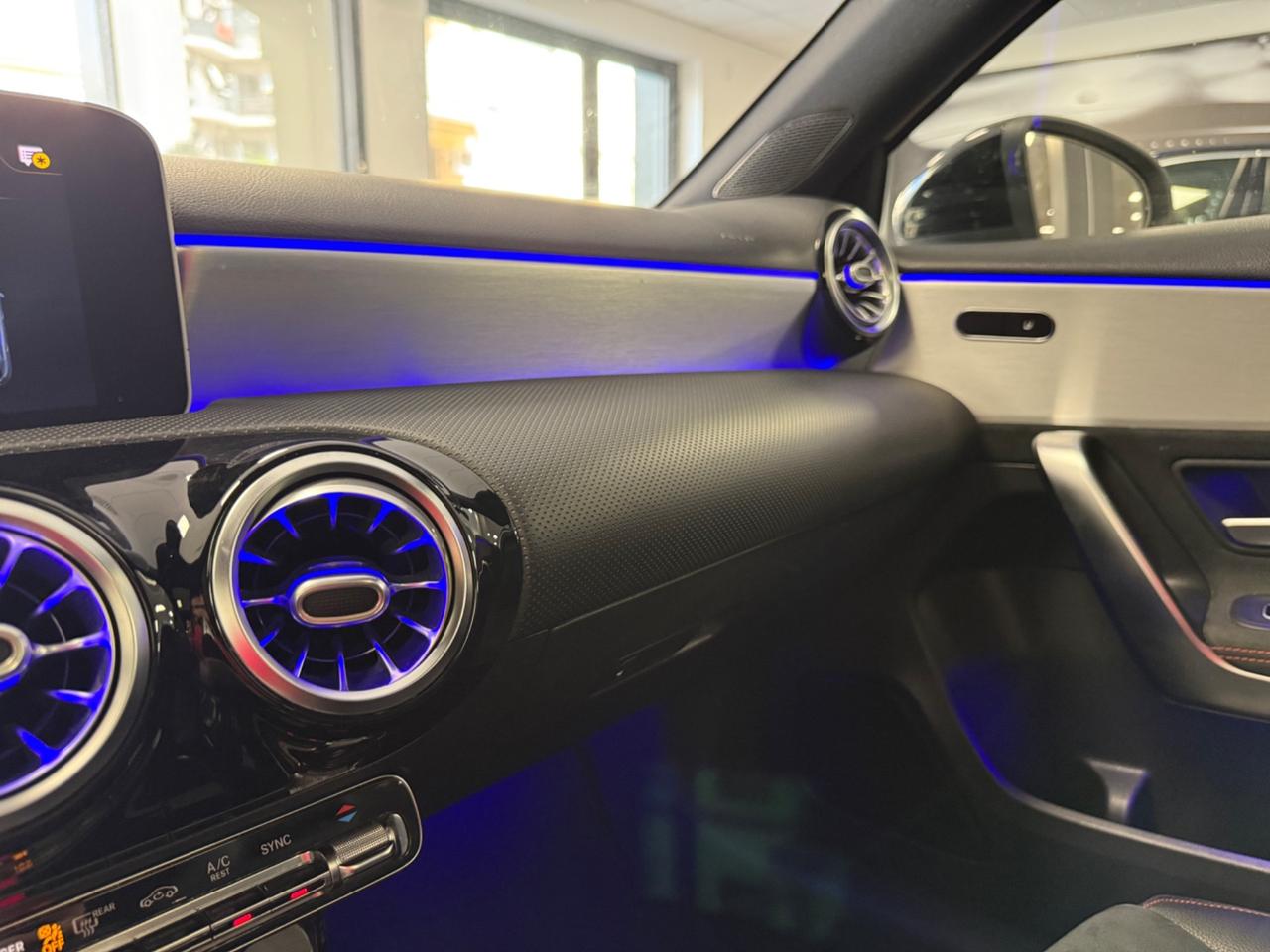 Mercedes-benz A 180 d Premium AMG LINE