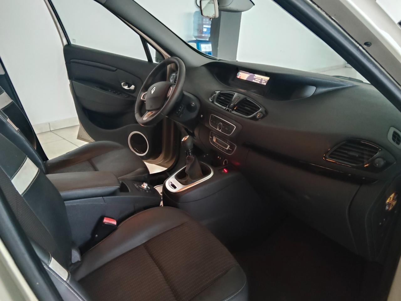 Renault Scenic Scénic XMod 1.6 dCi 130CV Start&Stop Bose