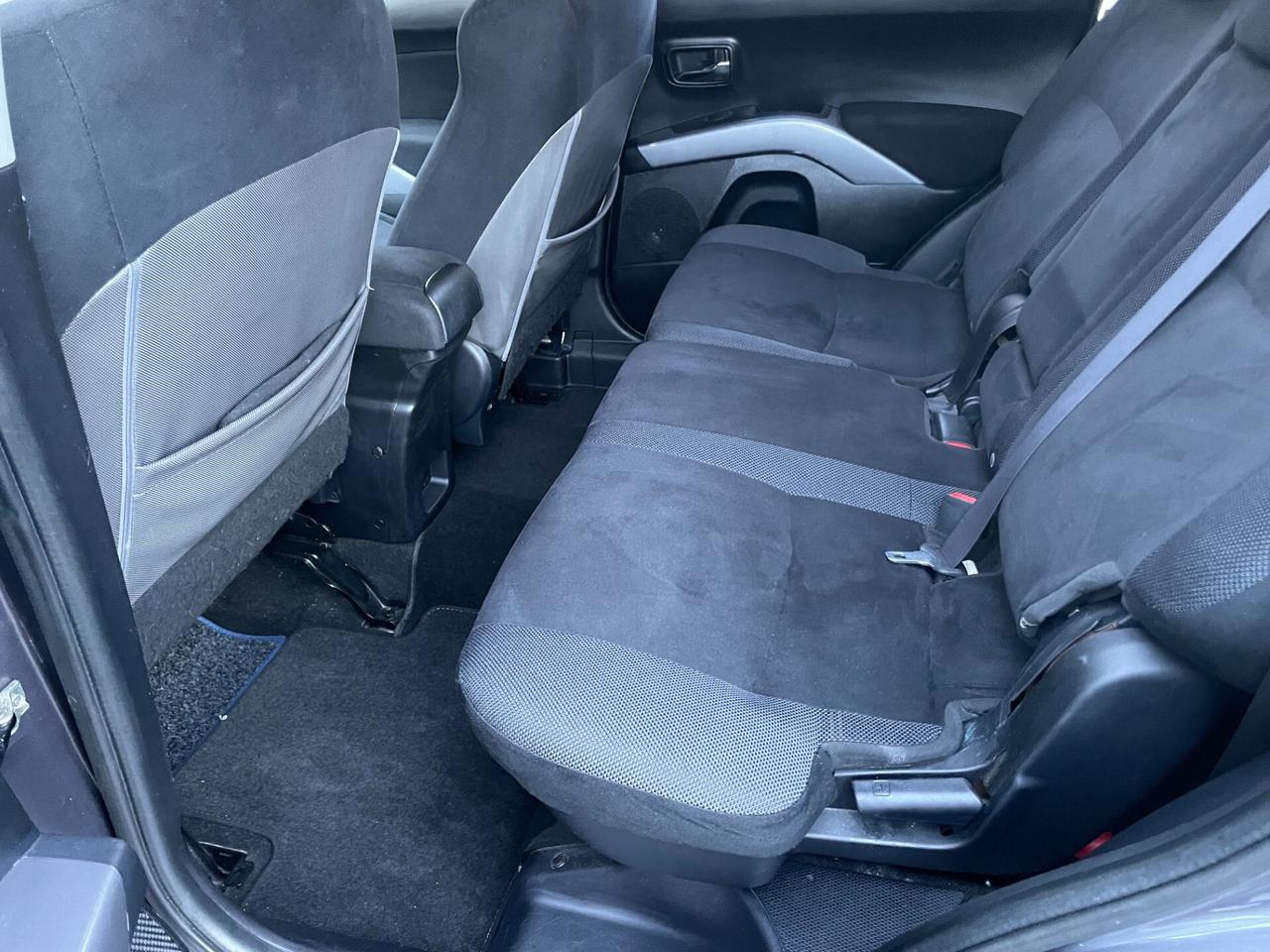 Mitsubishi Outlander 2.4 benzina gpl 7 posti