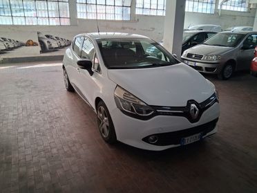 Renault Clio 1.2 16v 75cv Life Ok NEOP.