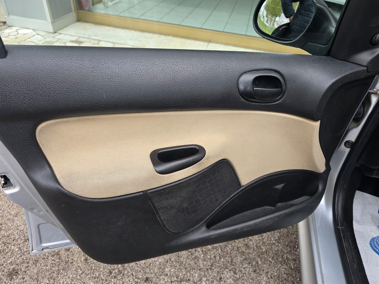 Peugeot 206 1.1 5p. S 60cv 2005 NEOPATENTATI