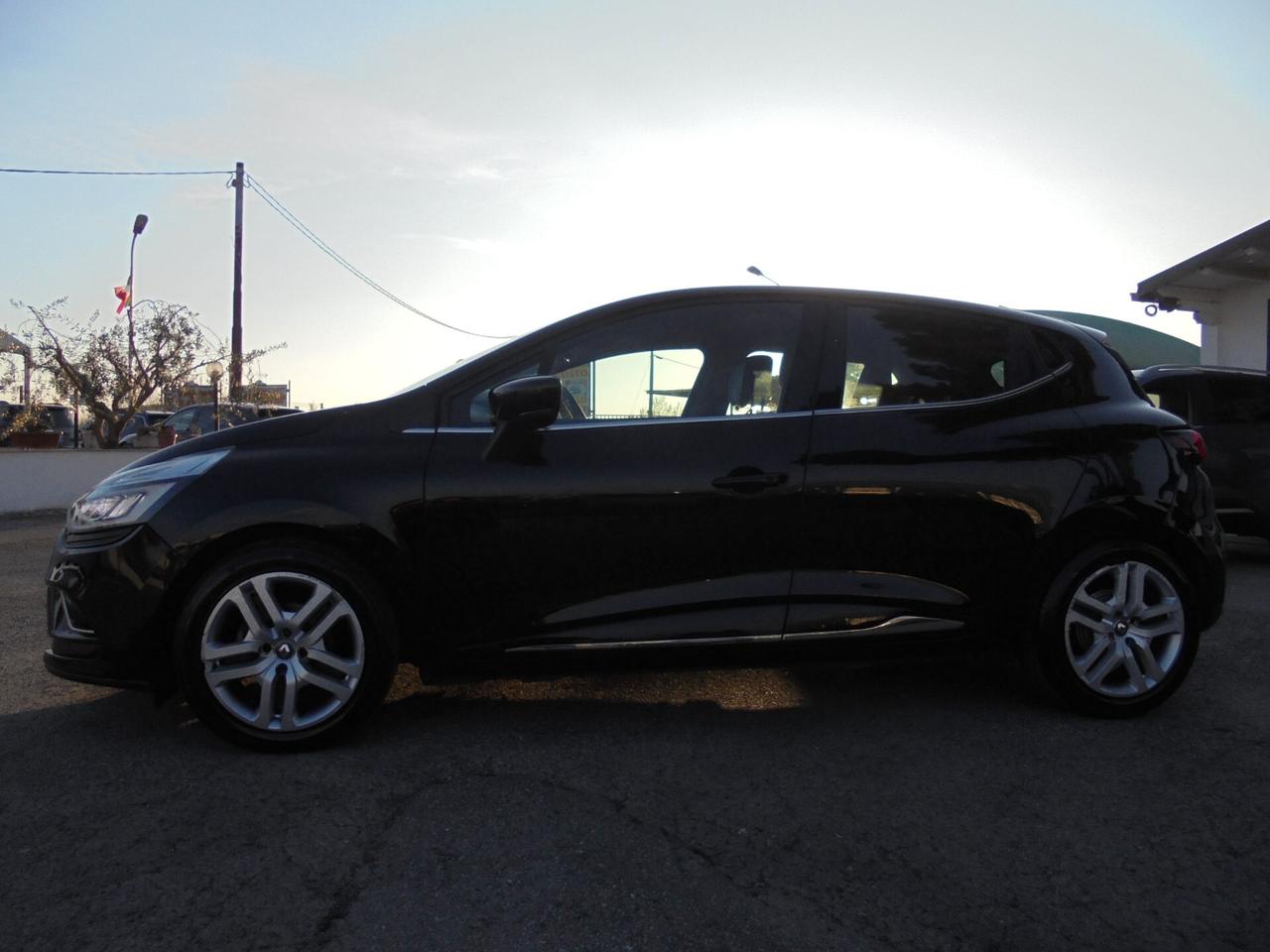 Renault Clio dCi 8V 75 CV Start&Stop 5 porte Energy Intens