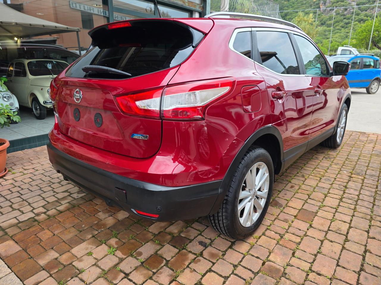 Nissan Qashqai 1.5 dCi 360