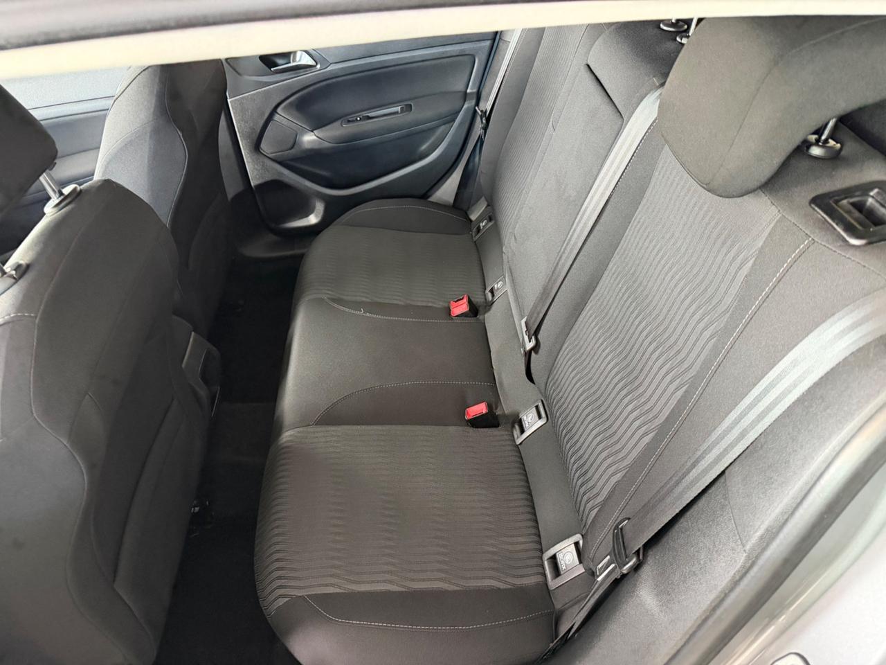 Peugeot 308 1.6 e-HDi 115 CV Stop&Start Business