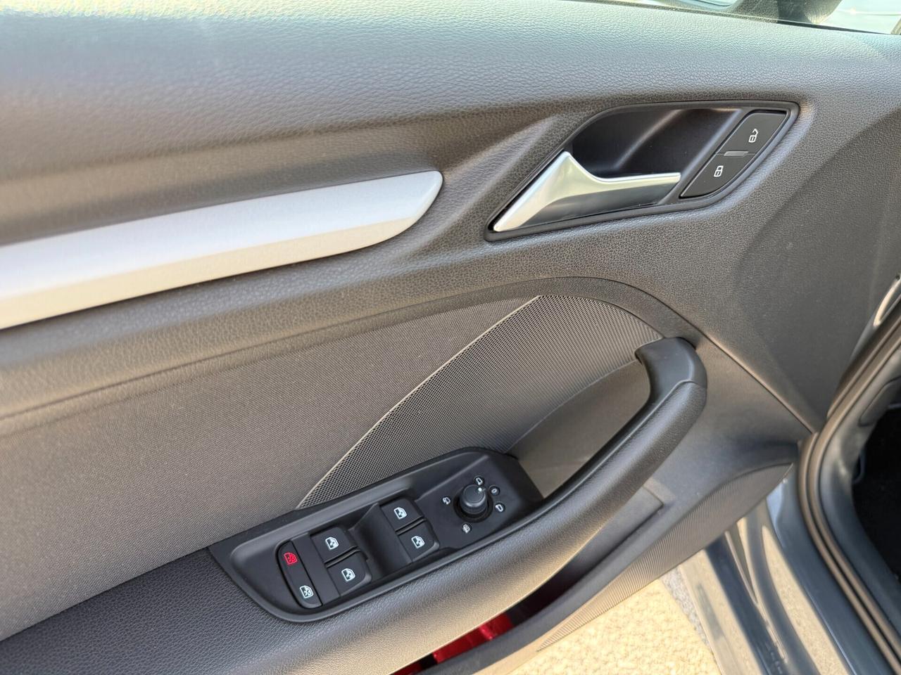 Audi A3 SPB 1.6 TDI 116 CV S tronic Sport