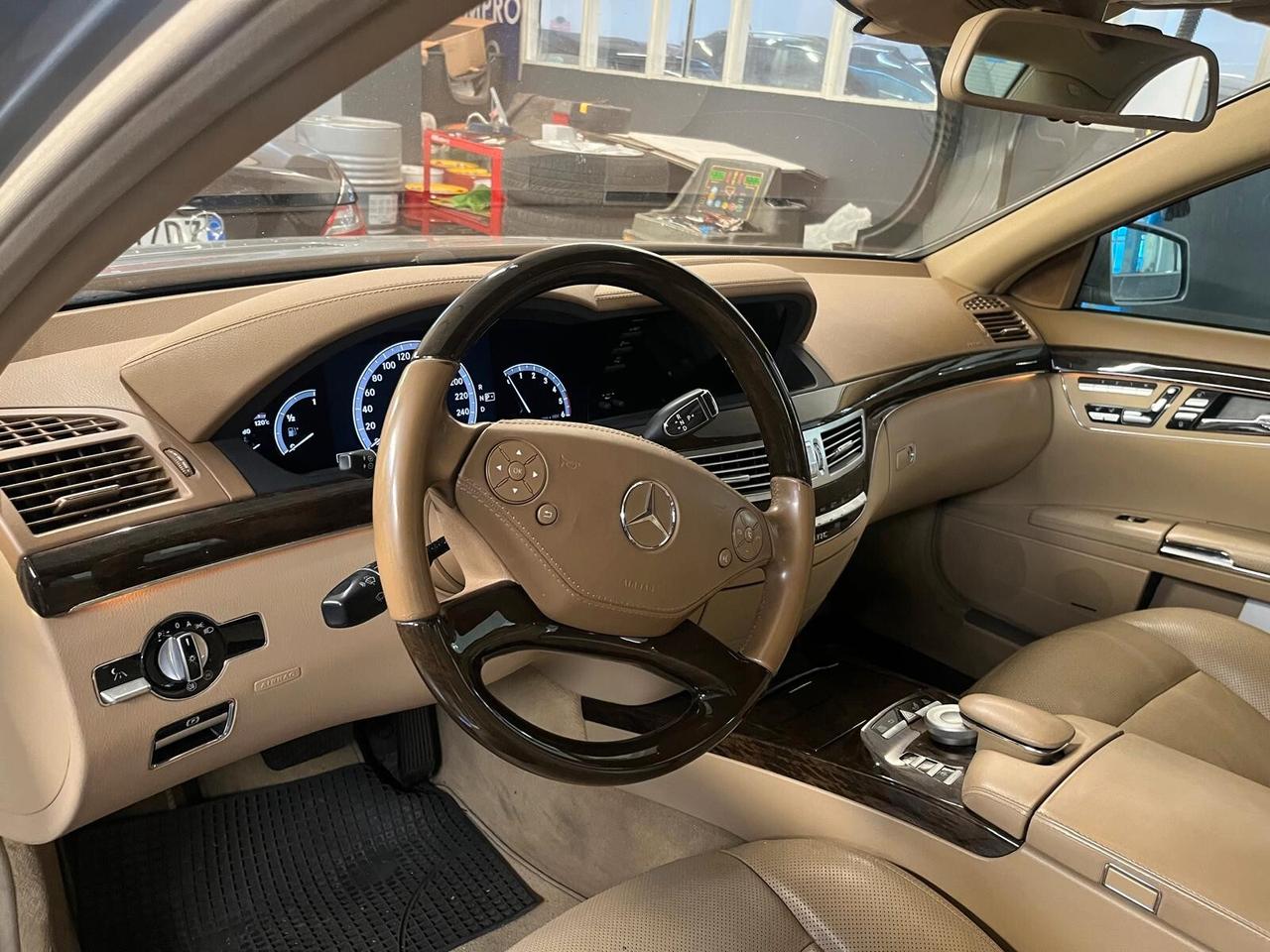 Mercedes-benz S 500 350 BlueTEC 4Matic Avantgarde