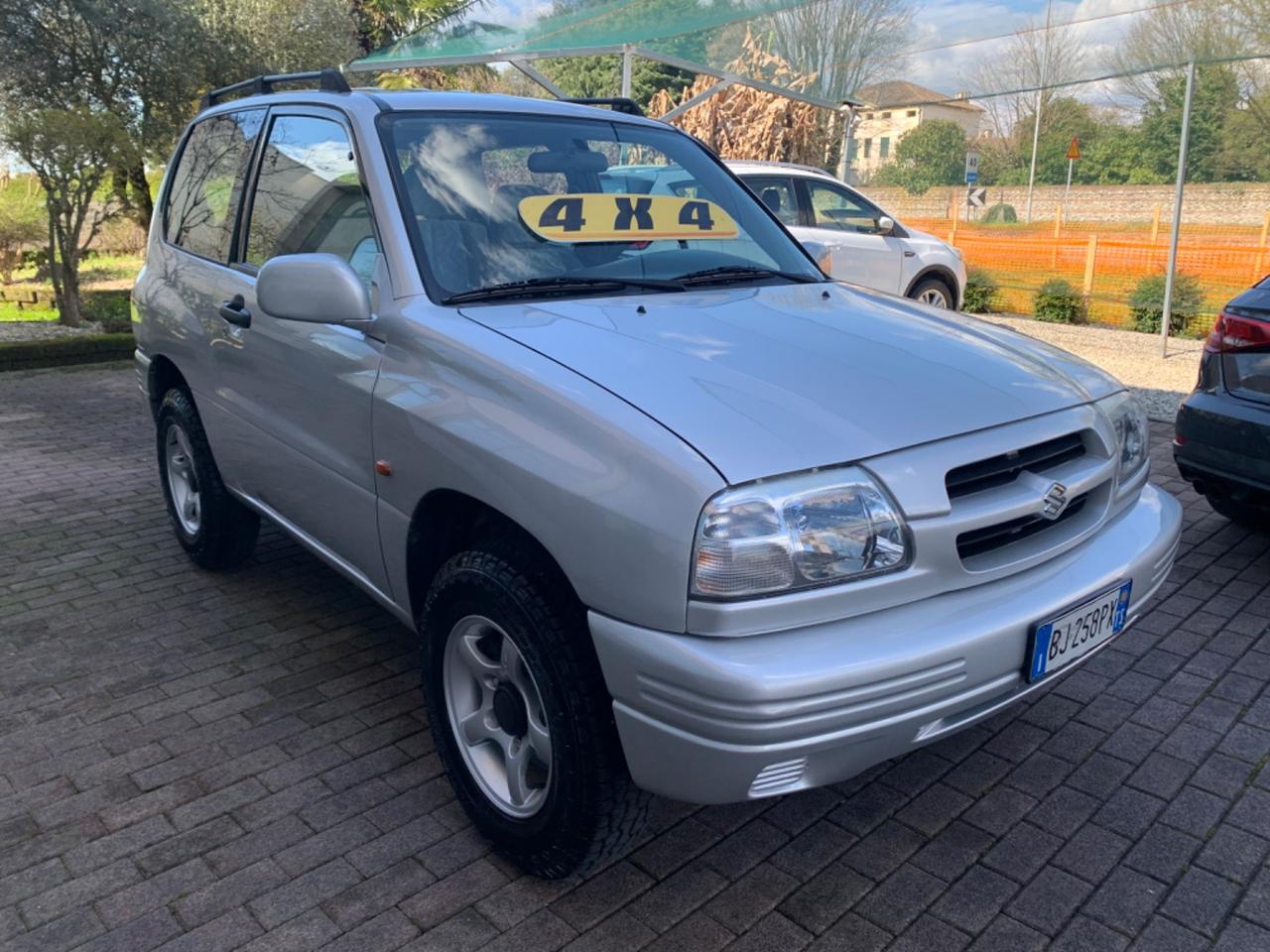 Suzuki Grand Vitara 1.6i 16V cat 3 porte