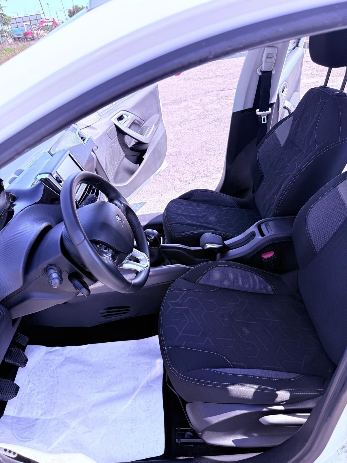 Peugeot 2008 BlueHDi 75 Active