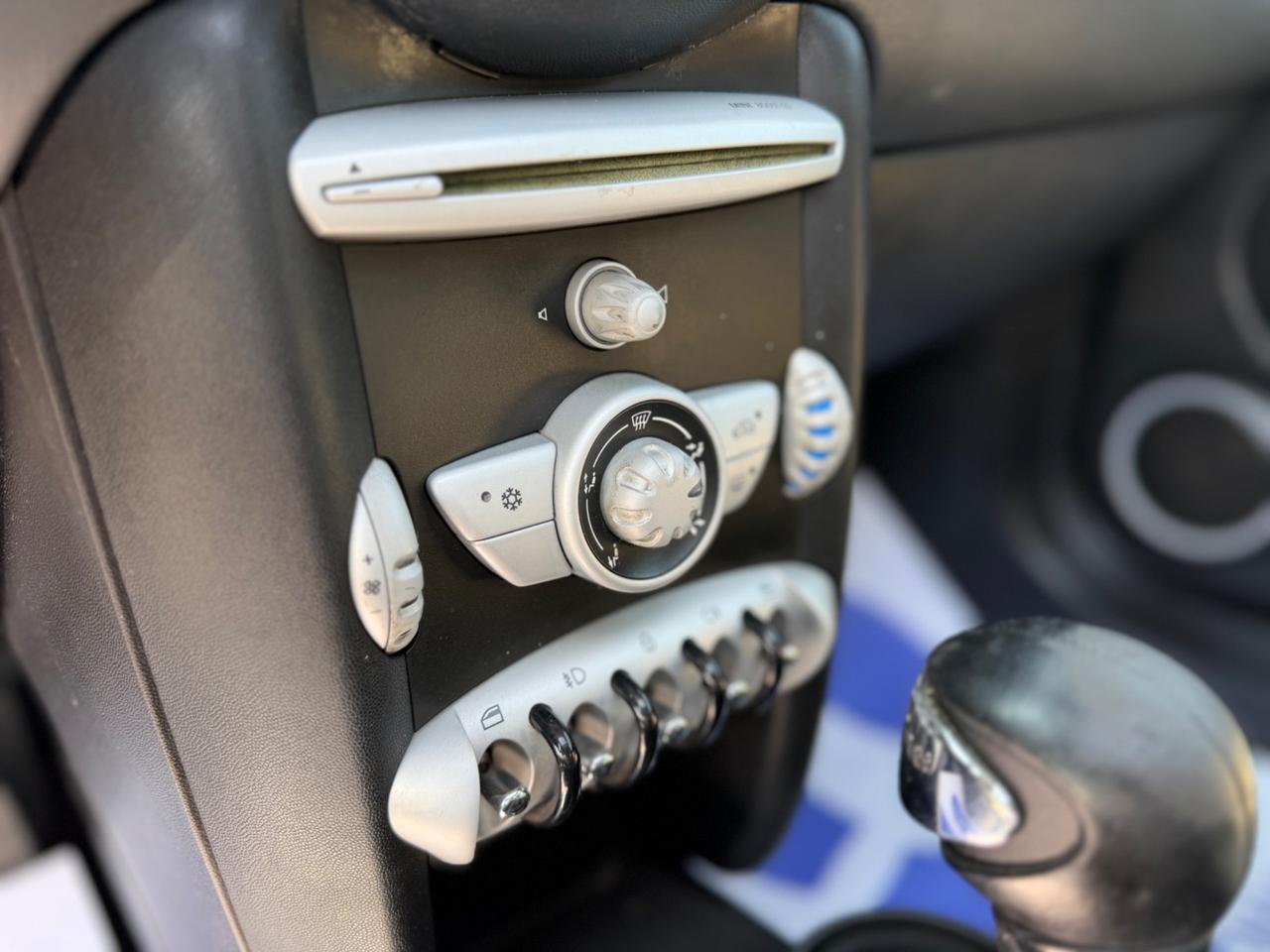 Mini 1.6 16V Cooper D Chili Automatica