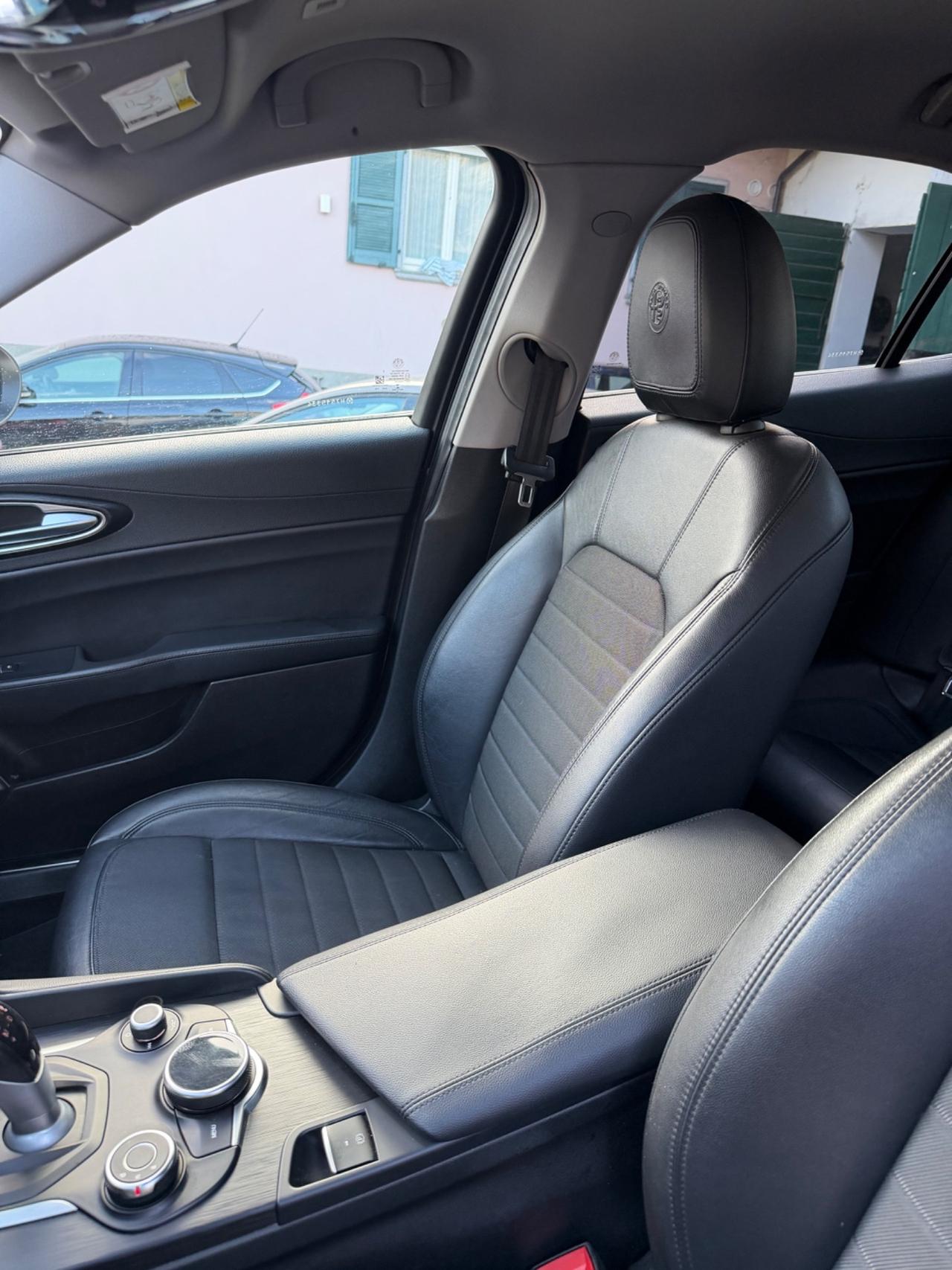 Alfa Romeo GIULIA 2.2d 150 CV SUPER KMCERT GARANZ