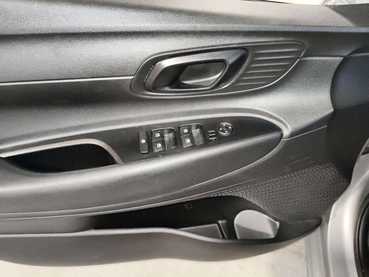 Hyundai i20 1.0 T-GDI 48V iMT Connectline Exterior Pack imt