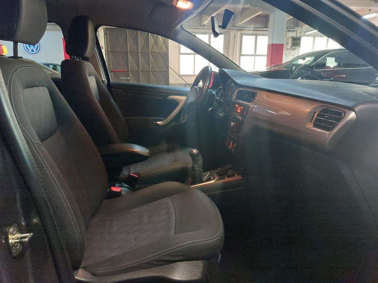 Citroen C-Elysee 1.6 Blue-HDi Exclusive 59000 KM!! C.LEGA CLIMA AUTOMATICO FENDY