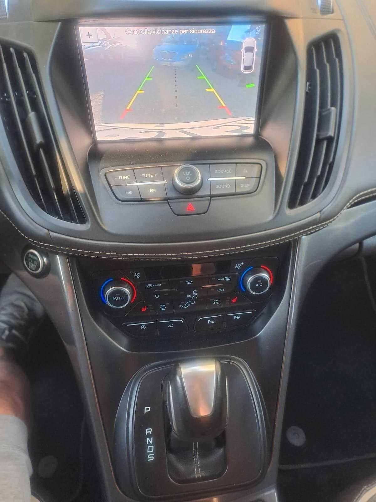 Ford Kuga Vignale 2.0 TDCI 180 CV S&S 4WD