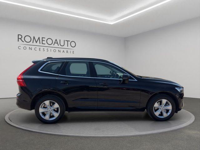 VOLVO XC60 B4 (d) AWD Geartronic Momentum Pro
