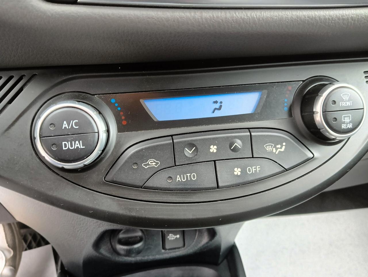 Toyota Yaris HYBRID BICOLOR **TAGLIANDI CERTIFICATI**