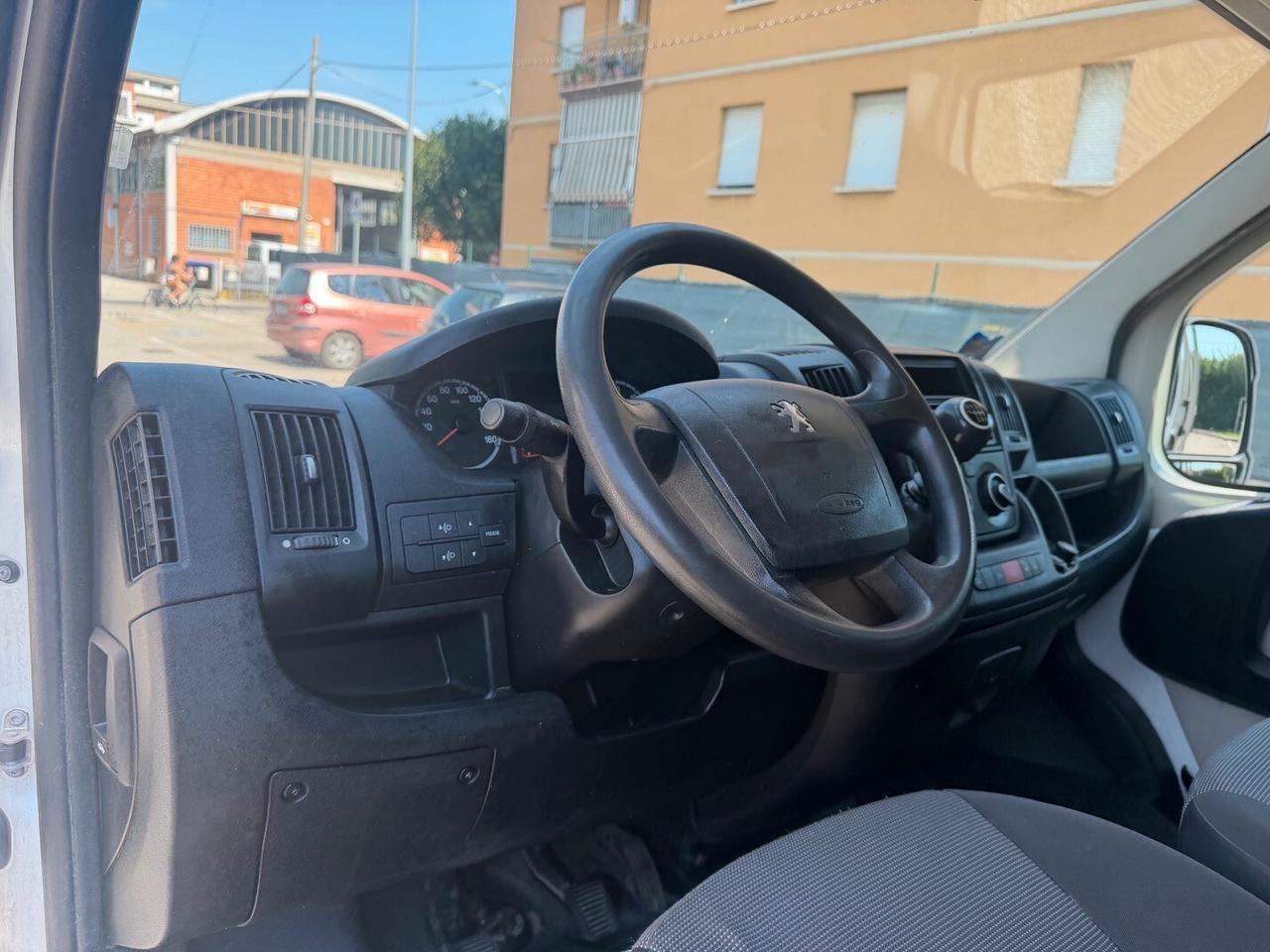Peugeot Boxer 2.2 HDI/130 - 12 MESI DI GARANZIA -