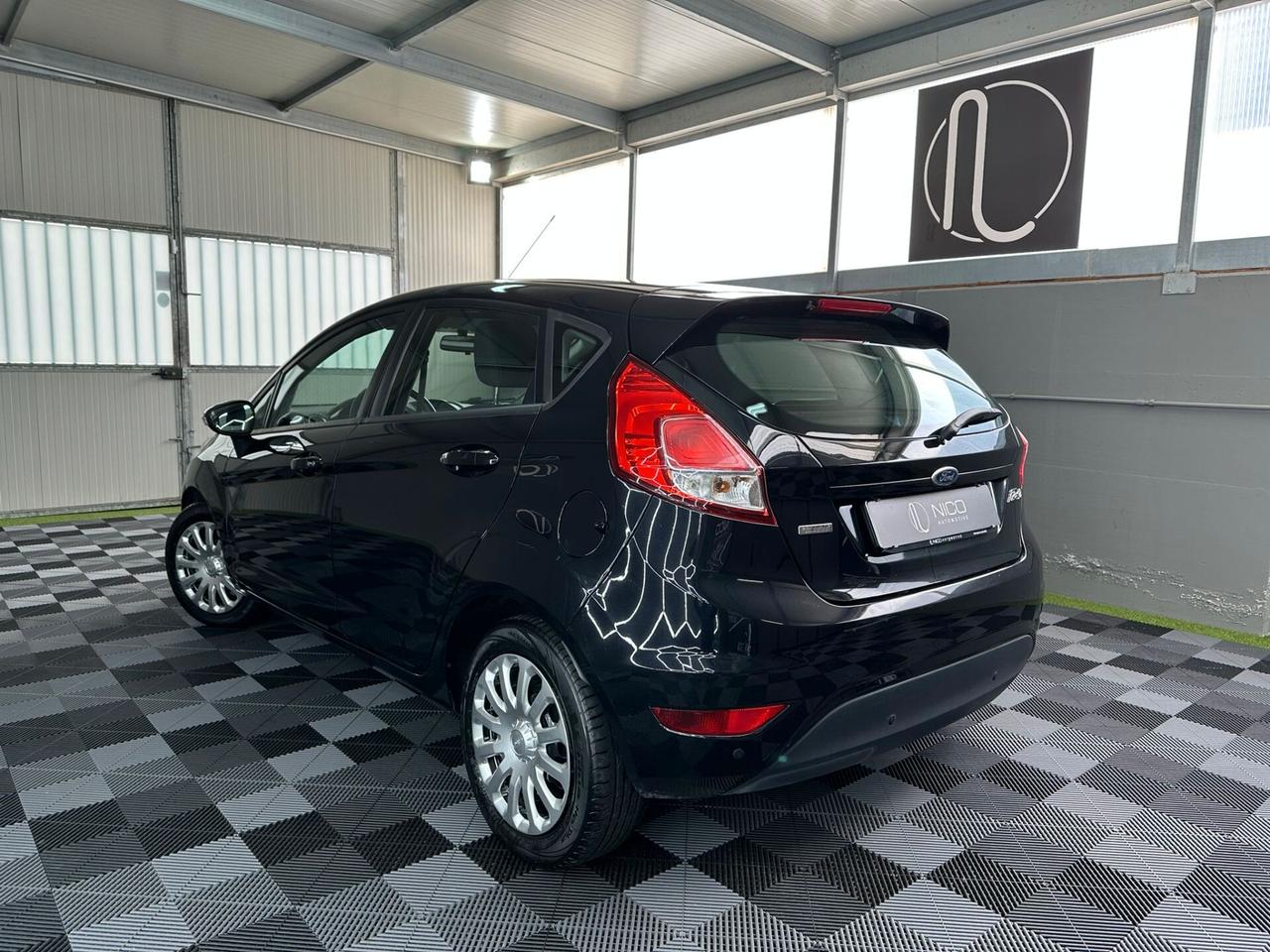 Ford Fiesta 1.5 TDCi 75CV 5 porte Titanium