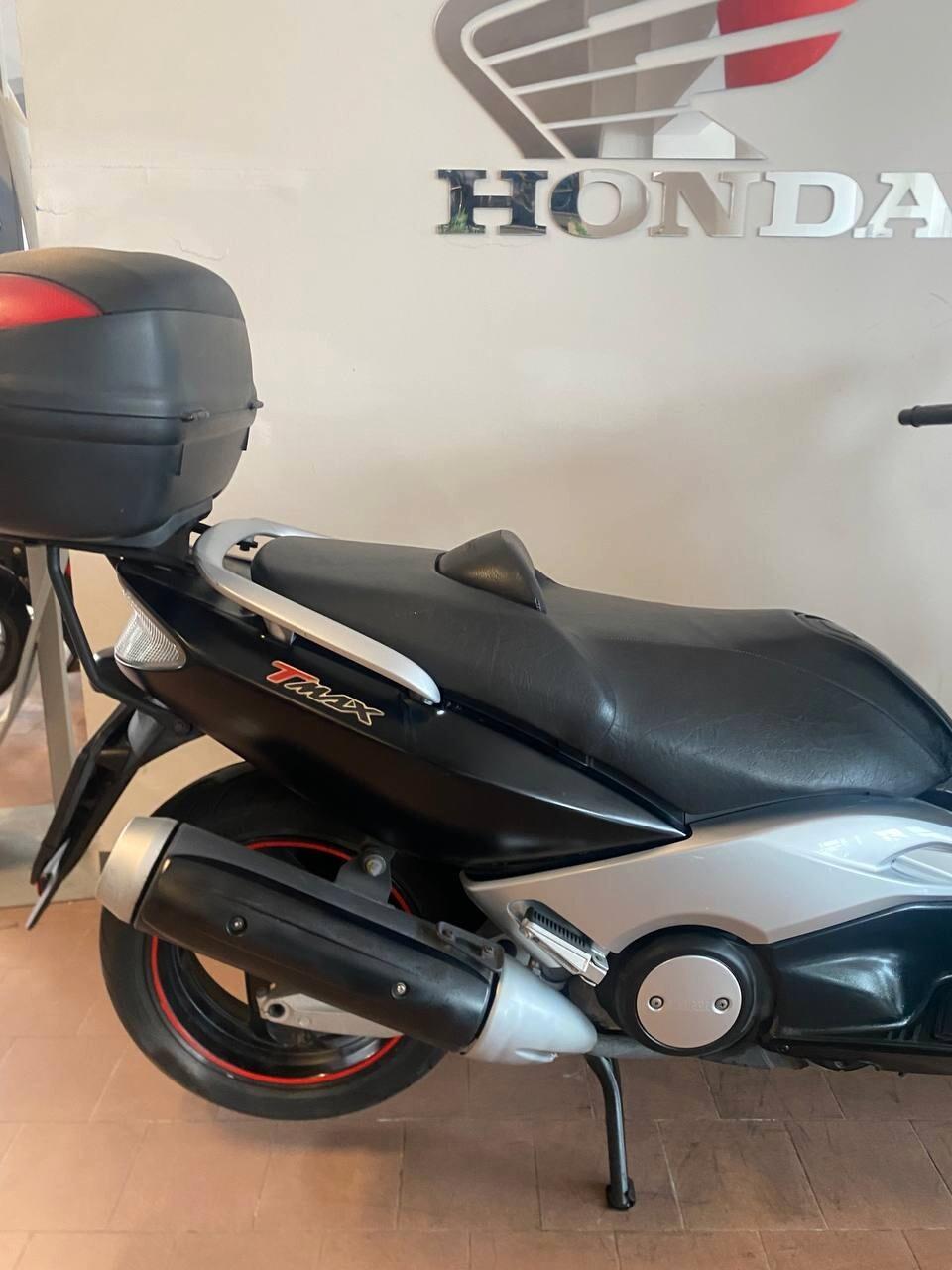 Yamaha T Max