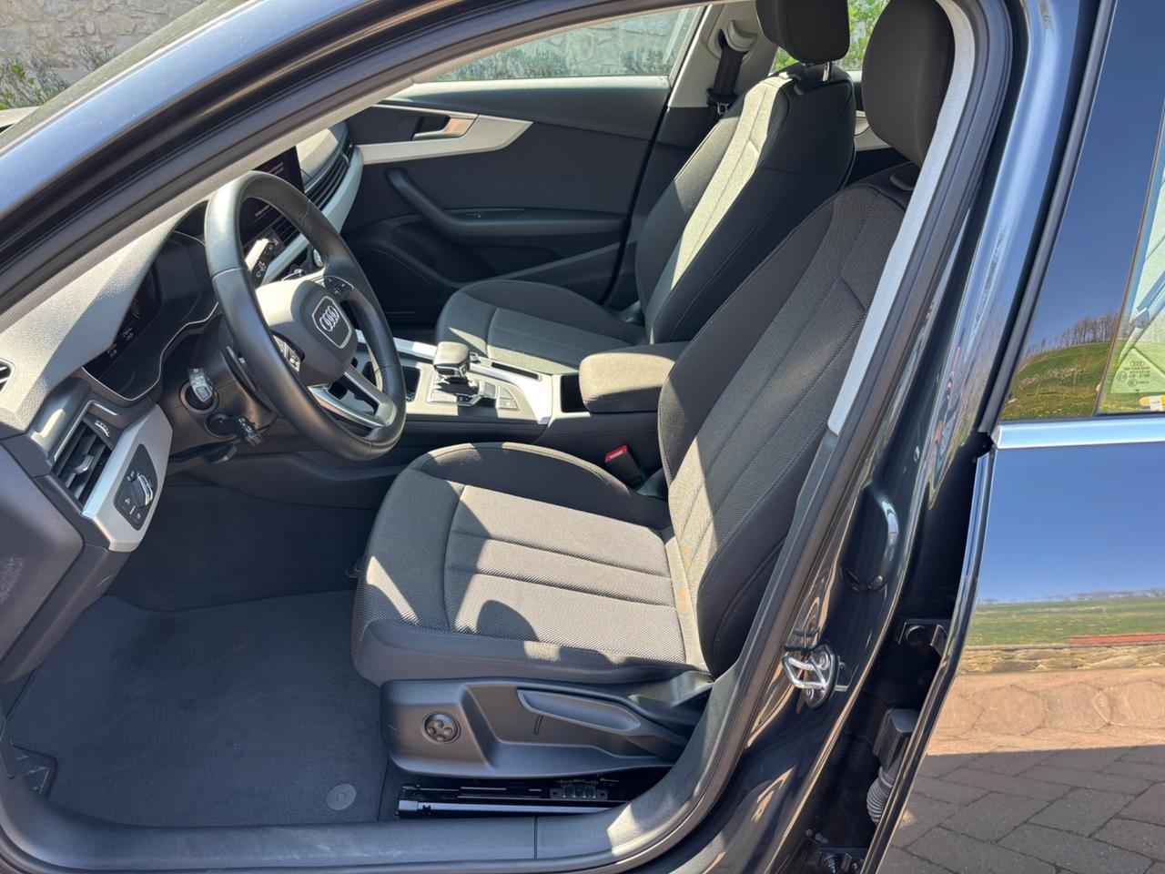 Audi A4 Avant 30 TDI/136 CV S tronic SW