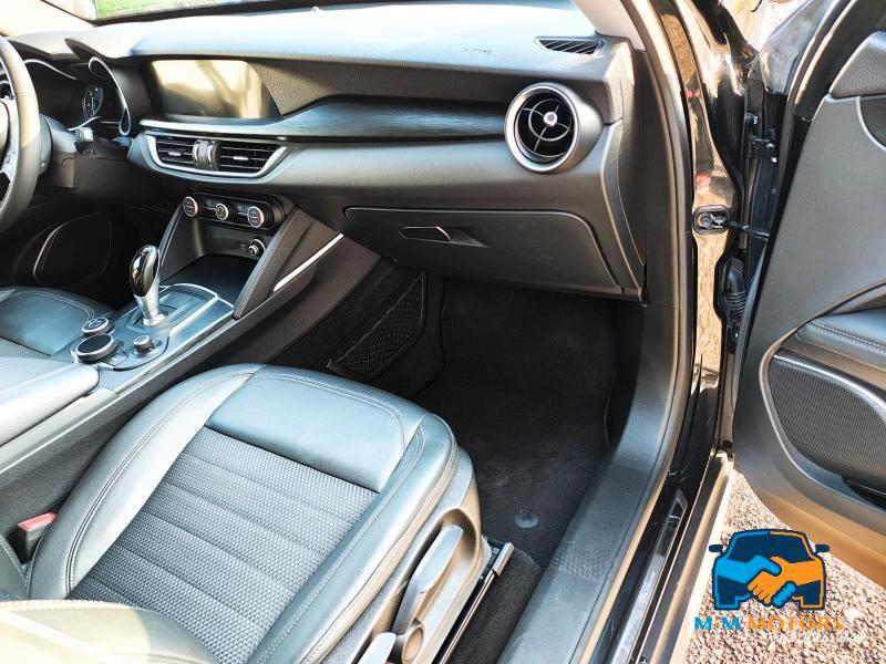 Alfa Romeo Stelvio 2.2 t Executive Q4 210cv auto