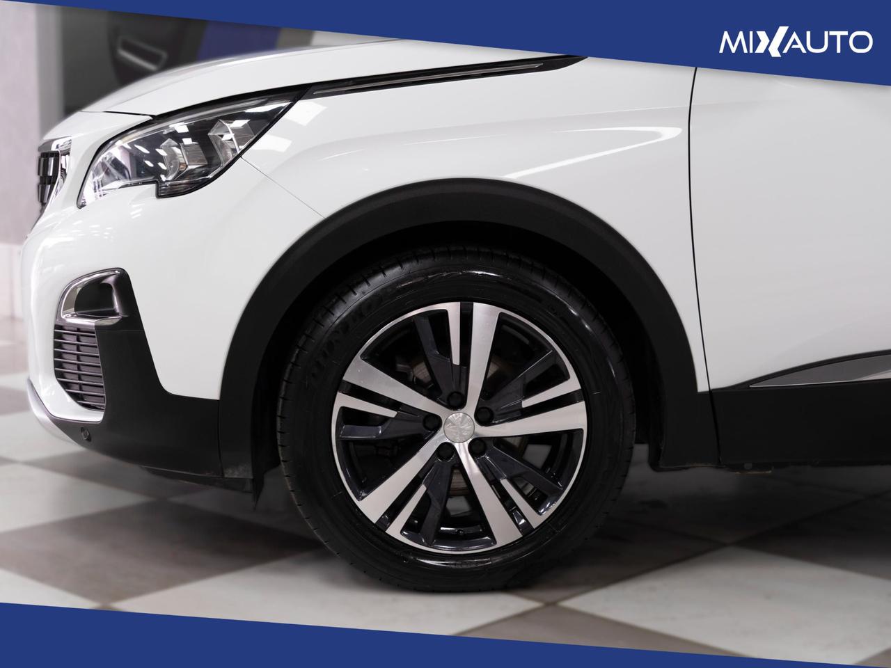 Peugeot 3008 1.2 Puretech Turbo Allure S&S 130CV