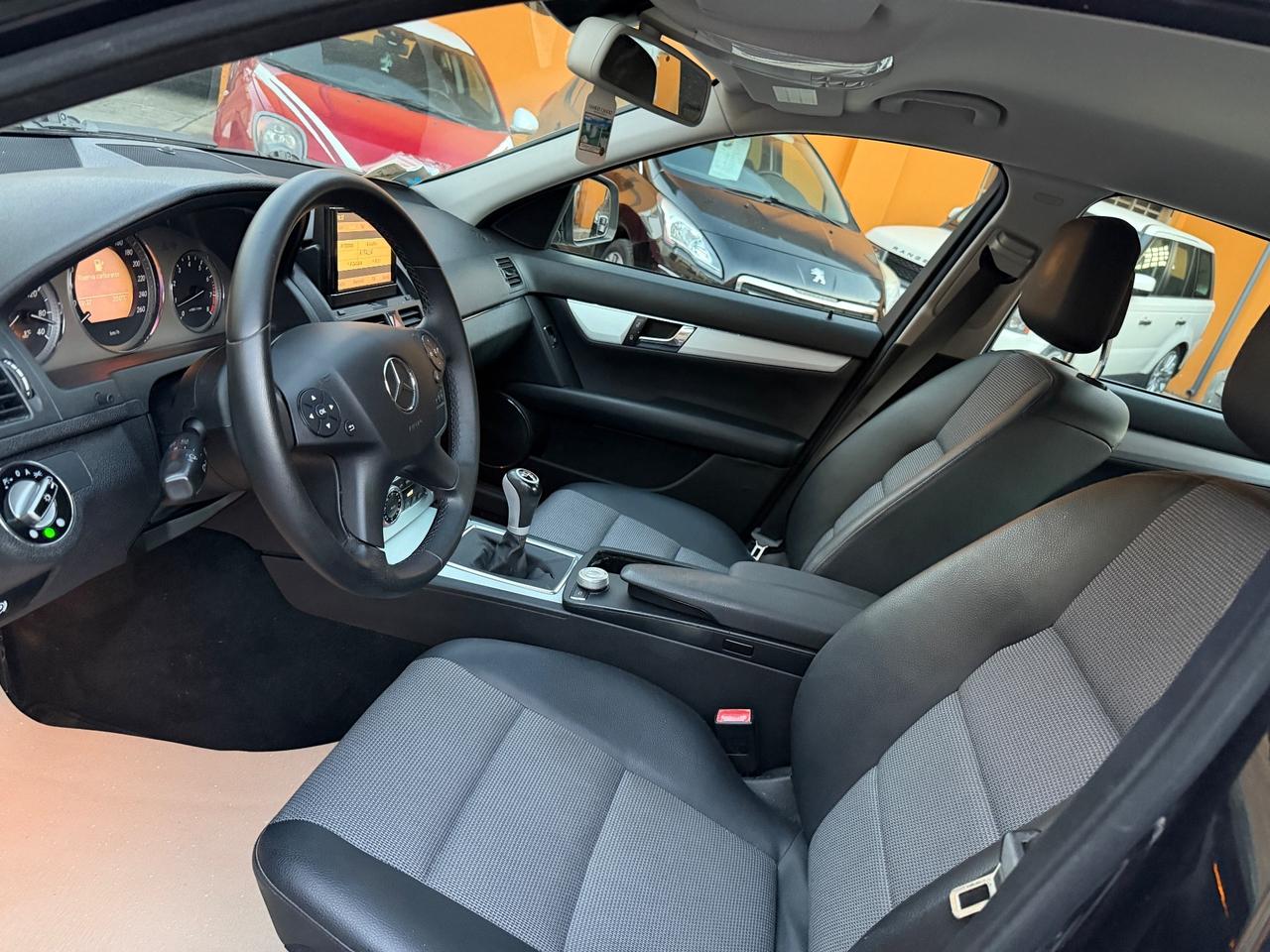 Mercedes-benz C 180 Kompressor 156CV Avantgarde