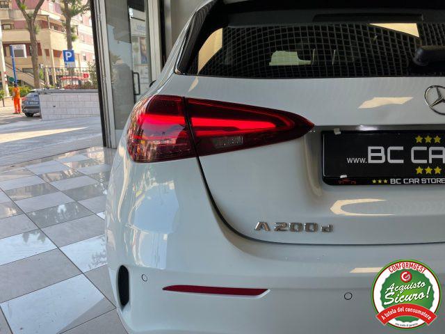 MERCEDES-BENZ A 200 d Autom. AMG Line *PACK LUCI