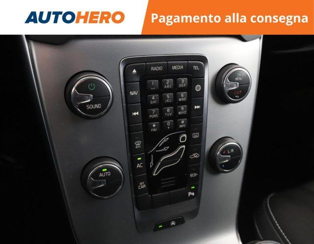 VOLVO V40 D2 Geartronic Momentum